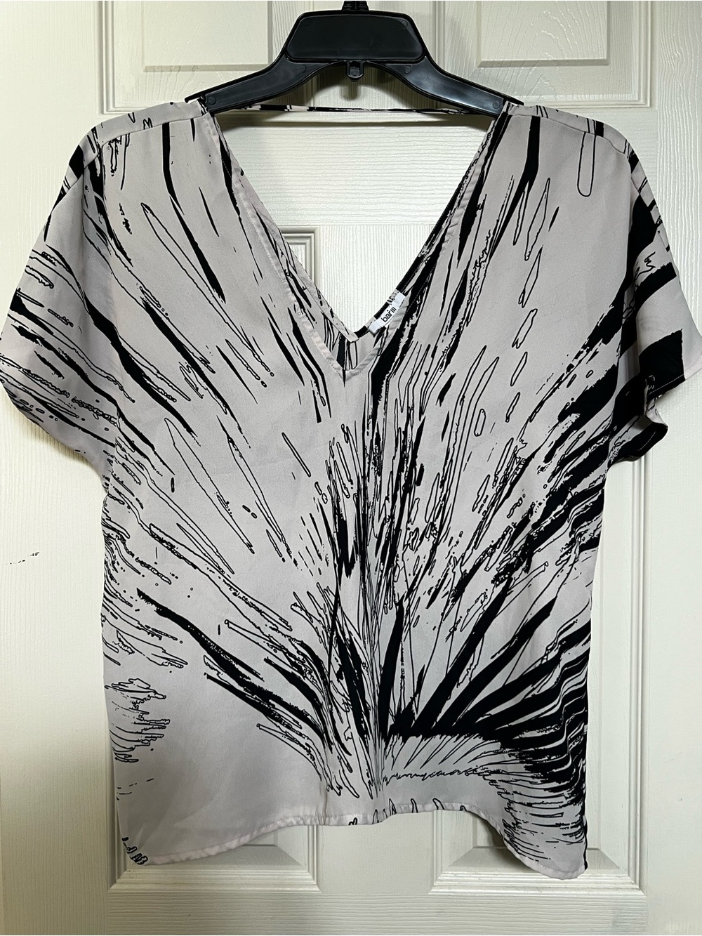 Bar lll V-Neck Short Sleeve Abstract Print Top